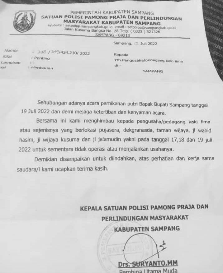 Bupati Sampang Mantu Satpol PP Larang PKL Jualan