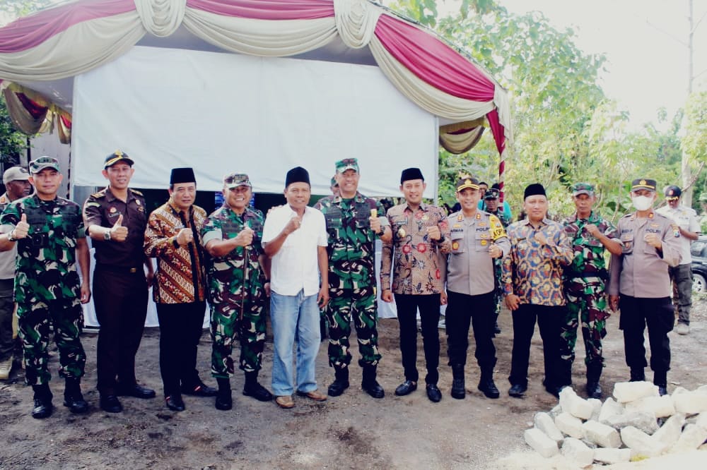 Program TNI-AD Manunggal Air Atasi Kesulitan Air Bersih Di Sampang