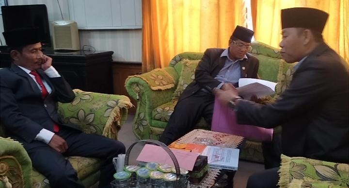 Dinilai Langgar Tatib, Anggota Komisi I DPRD Layangan Surat Somasi