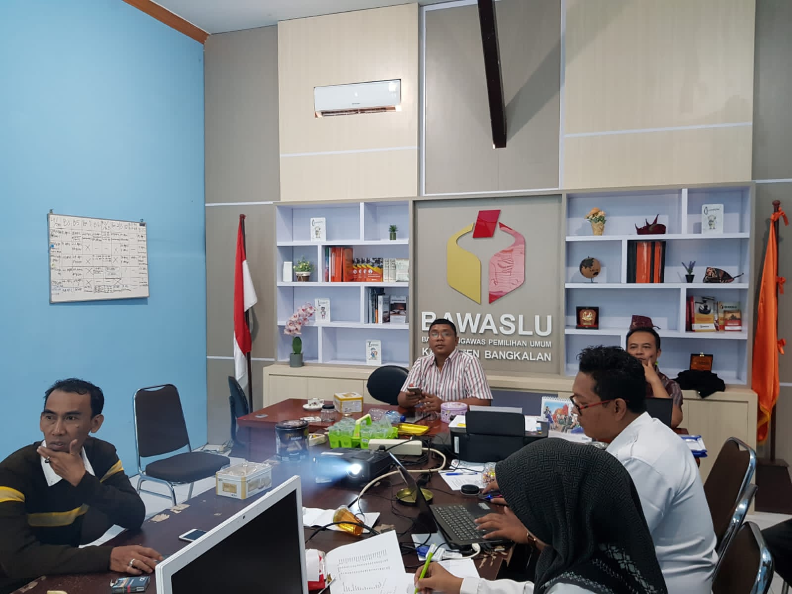 Banyak Parpol Belum Penuhi Syarat, Bawaslu Minta KPU Buka Komunikasi