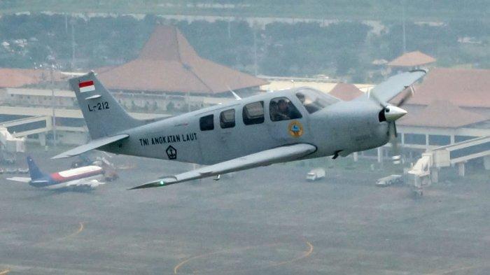 Pesawat Latih TNI AL, Dikabarkan Jatuh di Selat Madura