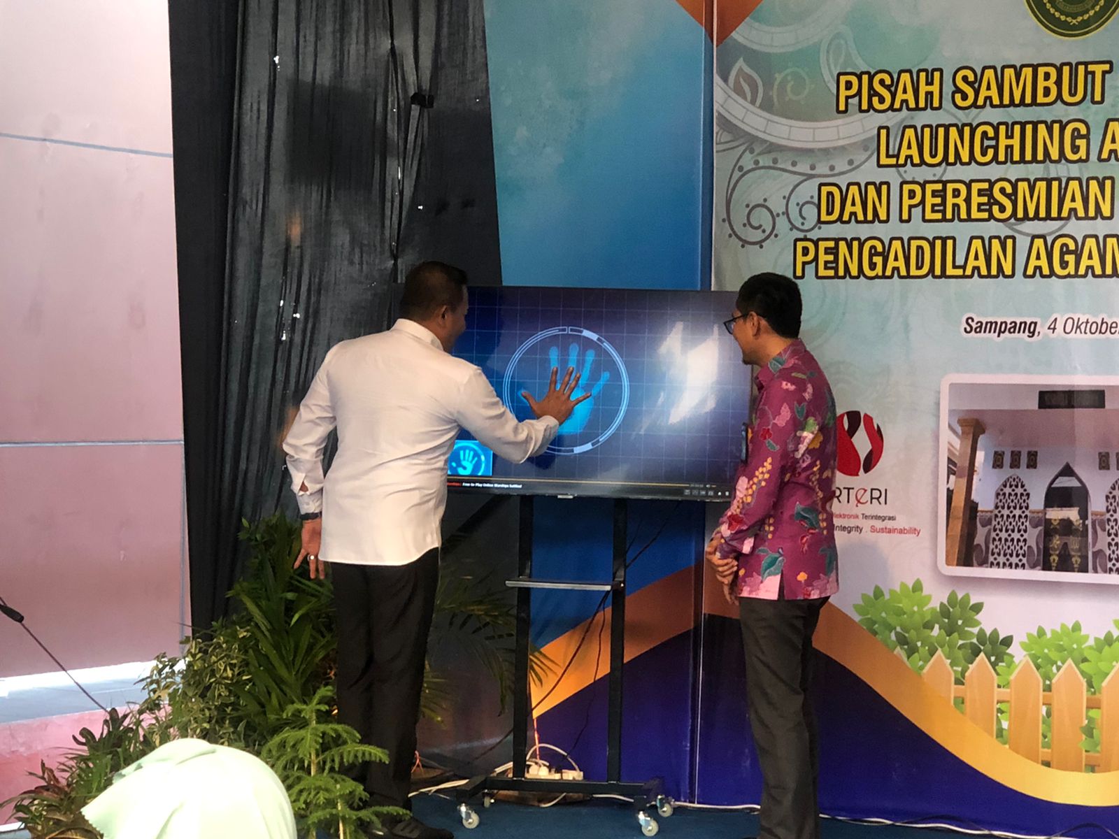 Pisah Sambut pimpinan serta Lounching dan Peresmian Mushola Pengadilan Sampang