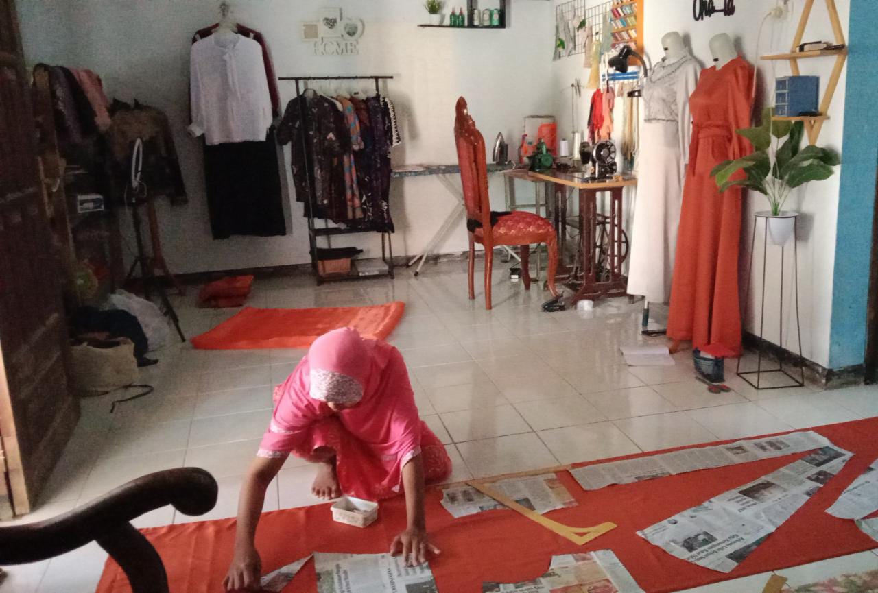 Usaha Jahit Rumahan, Masih Jadi Peluang Usaha di Bangkalan