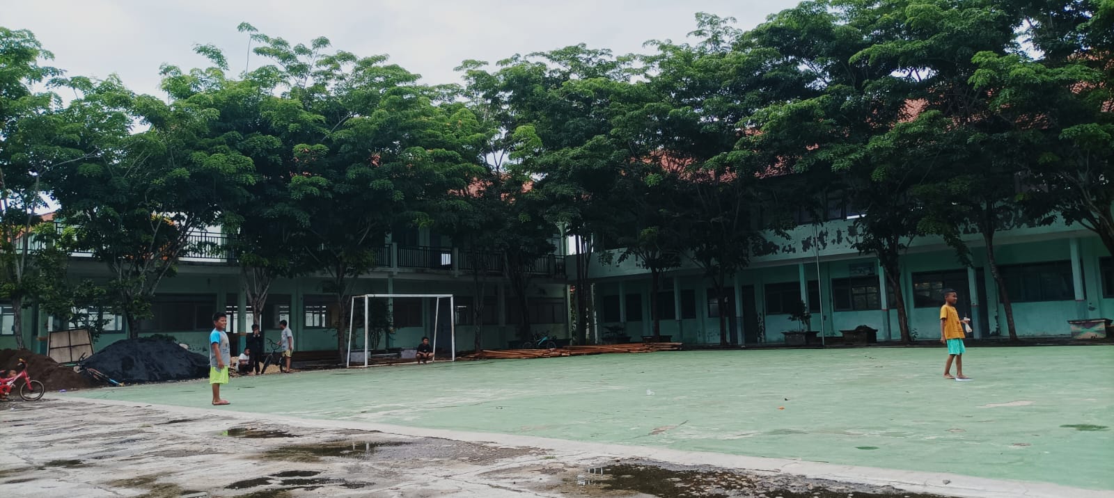 Guru ASN Sampang Bolos Tanpa Keterangan, Murid Terlantar