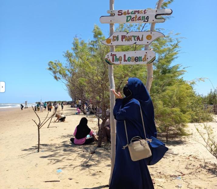 Pesona Eksotika Alam Pantai The Legend Memanjakan Para  Pengunjung Saat Singgah