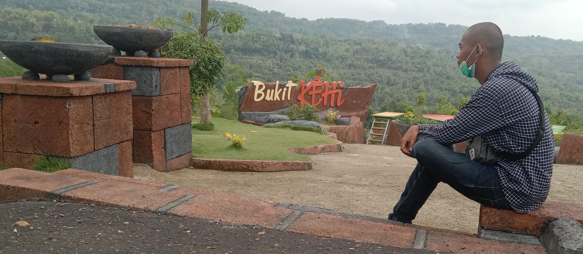 Rujukan Terbaik Untuk Menikmati Keindahan Kota Pamekasan Dibalik Bukit Kehi