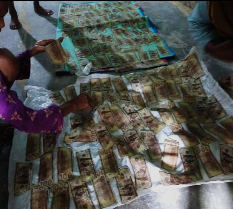 Niat Cari kerang Warga Camplong Sampang Malah Menemukan Harta Karun