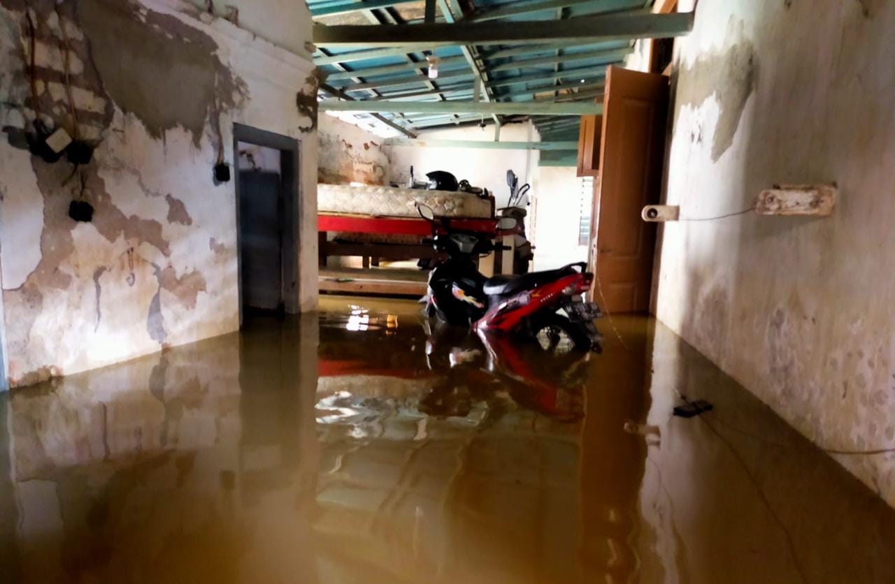 Awal Tahun, Sampang Dapat Kado Banjir