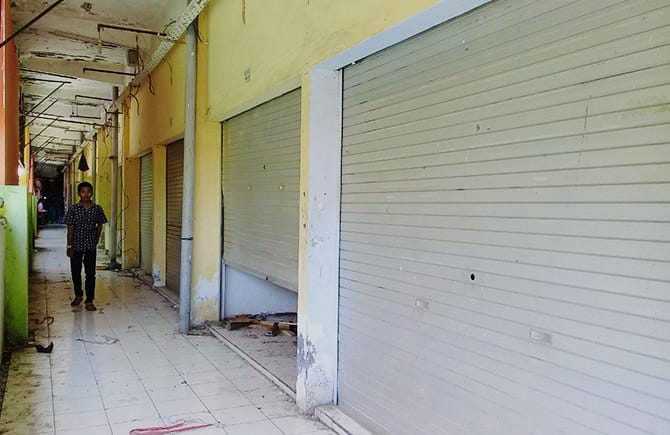 Janji Normalisasi Para Kios Ilegal di pasar Srimanguan Hanya Manis di Mulut Saja