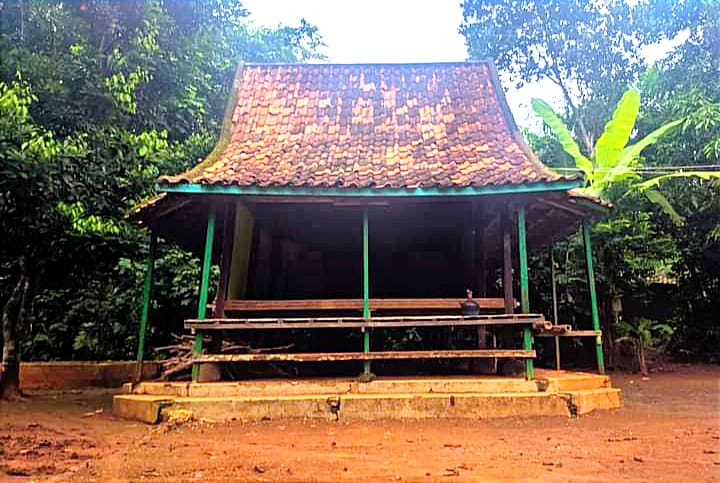 Hanya di Madura, Kobhung Jadi tempat Sembahyang dan Menerima Tamu