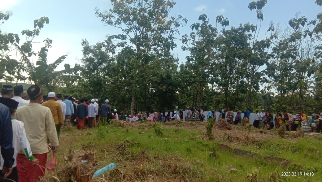 Menjelang Bulan Ramadan Ribuan Masyarakat Gelar Haul Bujuk Resse