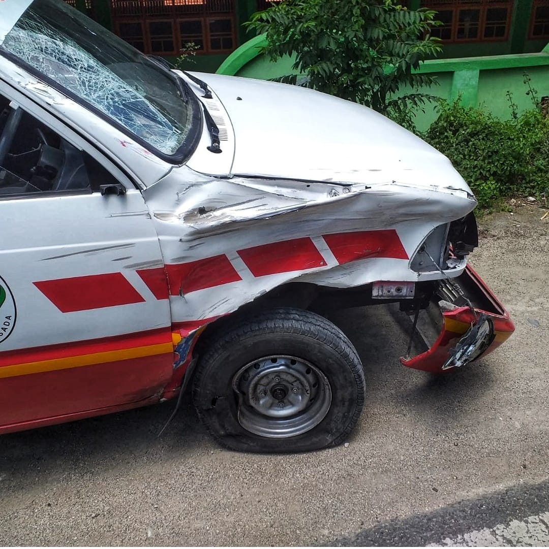 Tak Cukup Ruang Menghindar, Kecelakaan Mobil Ambulans vs Sepeda Motor 1 Meninggal