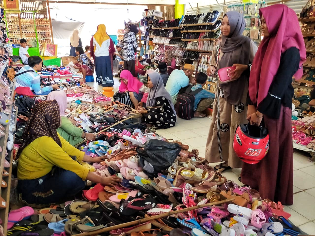 Retribusi PAD Pasar di Triwulan I di Kabupaten Sampang Hanya Tercapai 14,41 Persen
