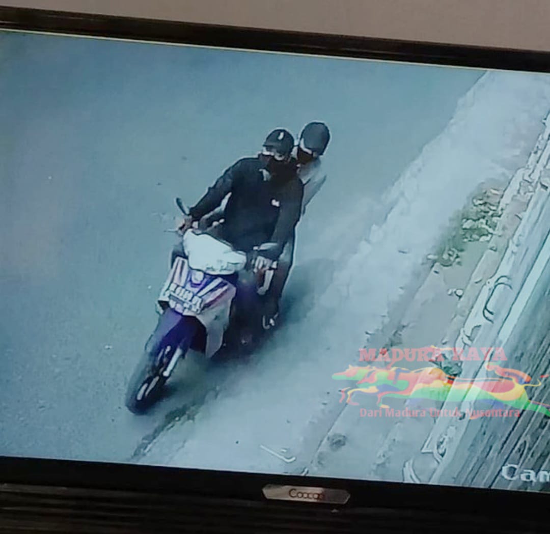 Terekam CCTV, Aksi Kilat Pencurian Sepeda Motor di Bangkalan