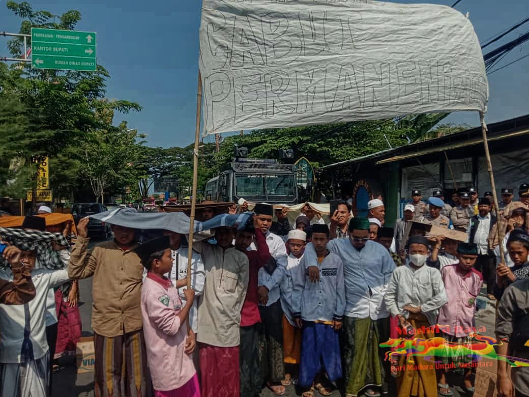FUI Madura Geruduk Kemenag Sampang, Aksi Tuntut Cabut Izin dan Tutup Ponpes Al Zaytun