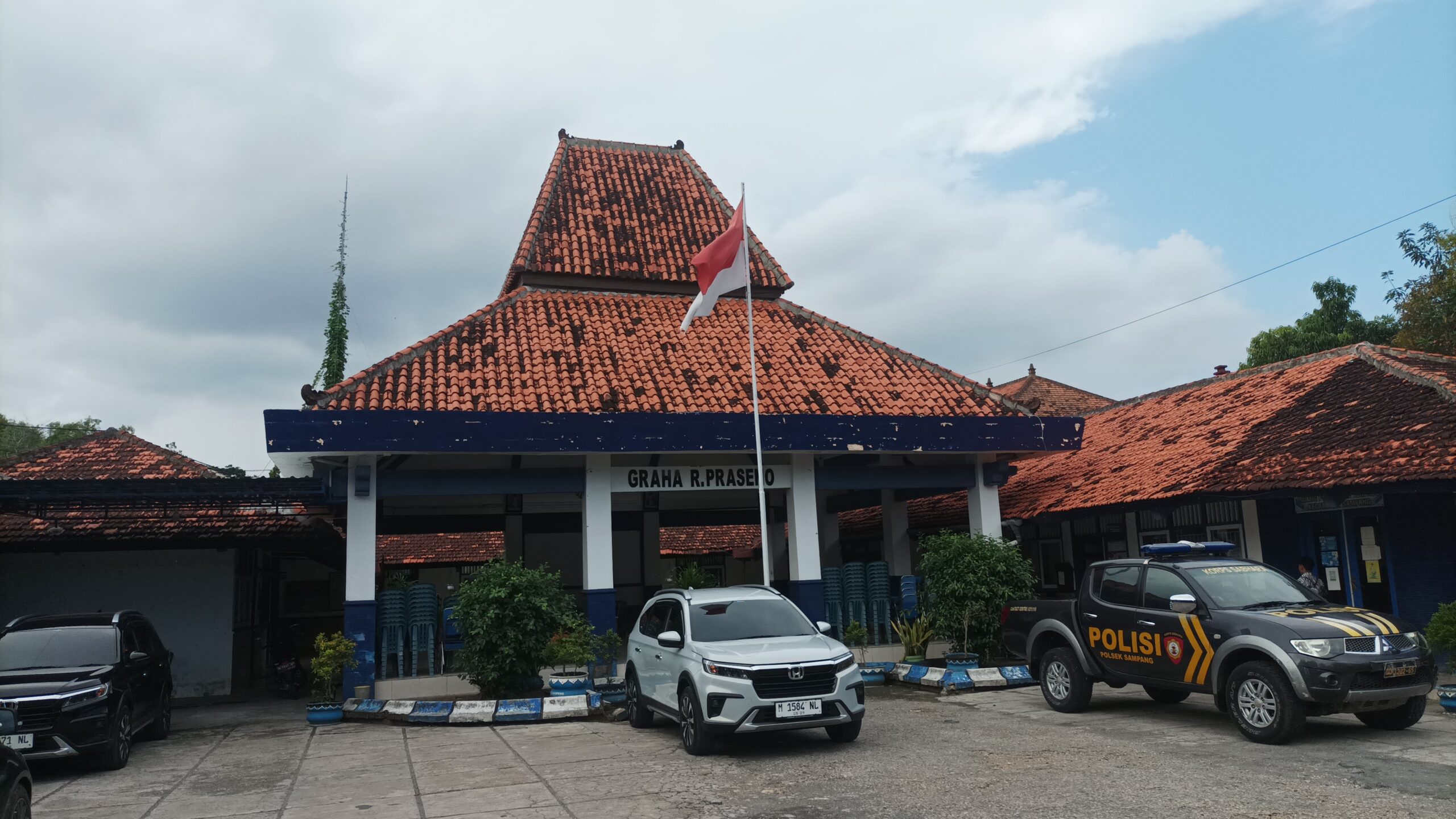 Monitoring Proyek DD di Desa Baruh, Tim Monev Kecamatan Sampang Dibuat Geleng-geleng Kepala