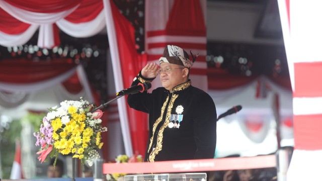 Harga Garam Anjlok, PJ Bupati Sampang Perjuangkan Kesejahteraan Para Petani Garam