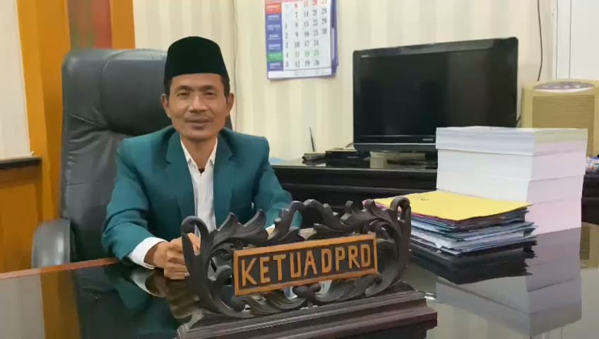 Tanpa Ada Pemberitahuan Atas Anggotanya Ditahan Oleh Polres, Ketua DPRD Menilai Melanggar Aturan