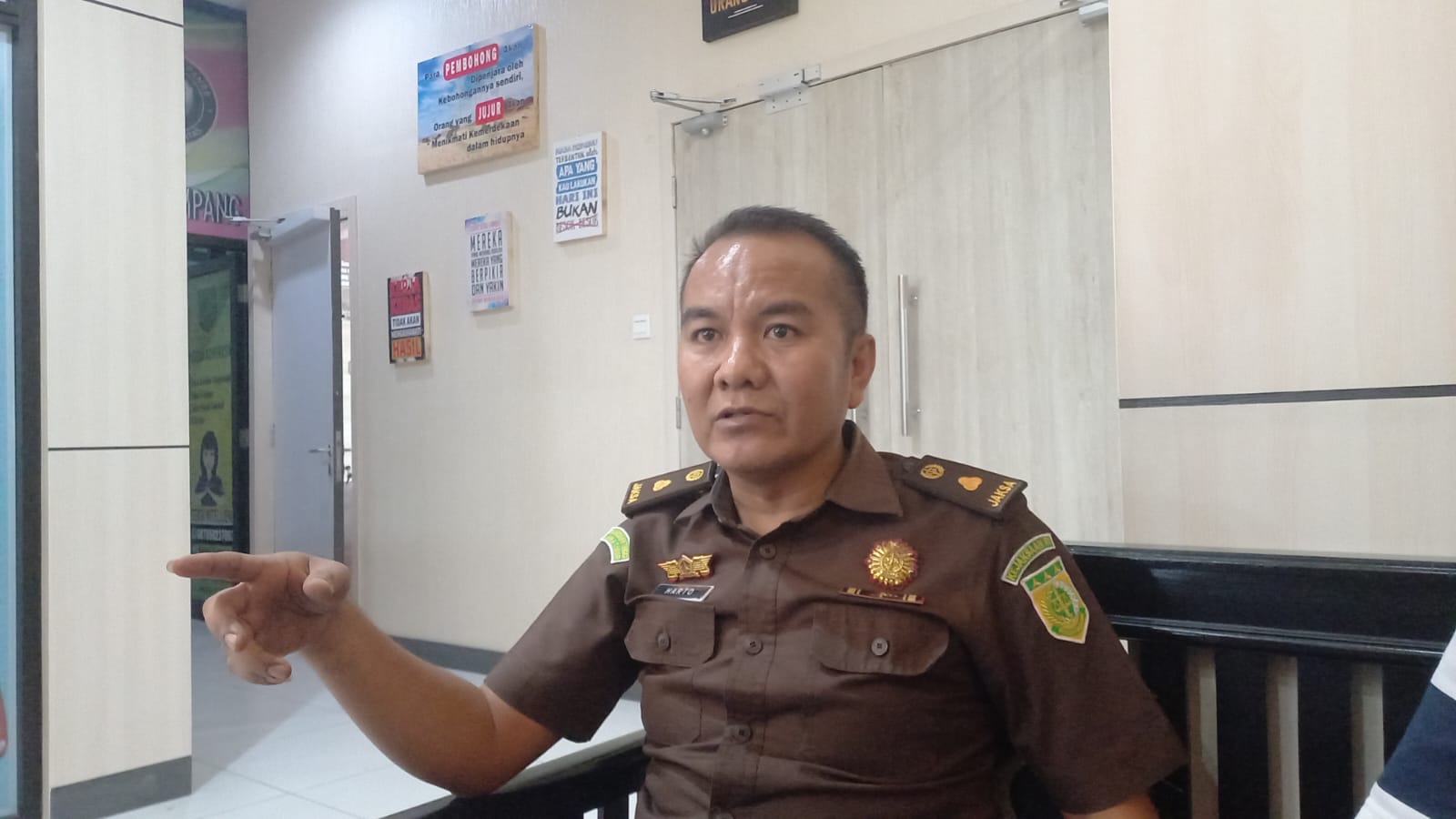 Mantan Wakil Ketua DPRD Sampang Fauzan Adima Resmi di Tahan 1 Tahun 6 Bulan