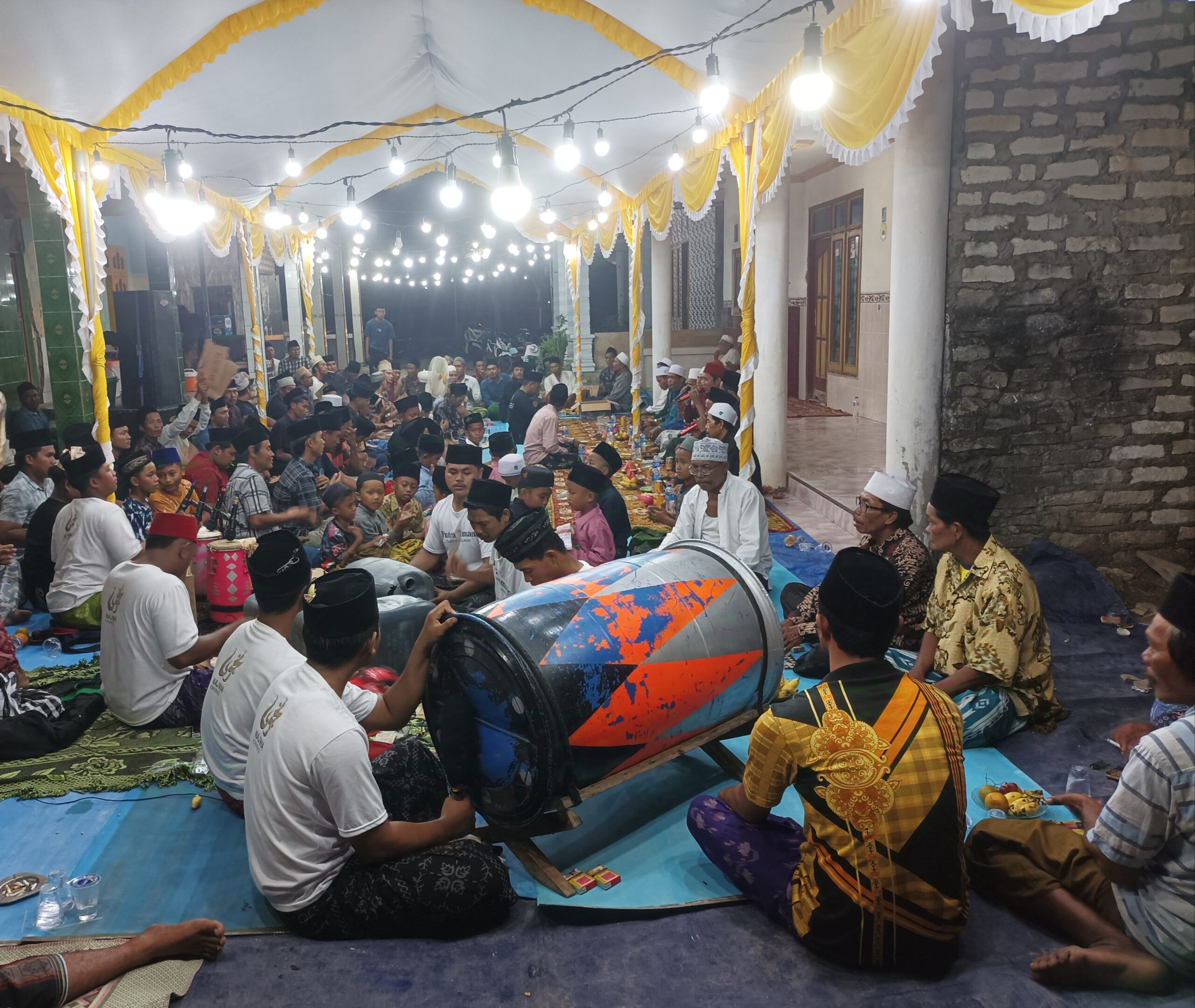 Sholawat di Kampung Taman Ragung, Harmoni Ibadah dan Budaya yang Terus Hidup