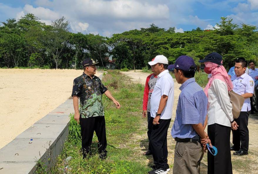 Pj Bupati Sampang Rudi Arifiyanto Akan Putus Kontrak kepada Rekanan Terkait Proyek Stadion SSC