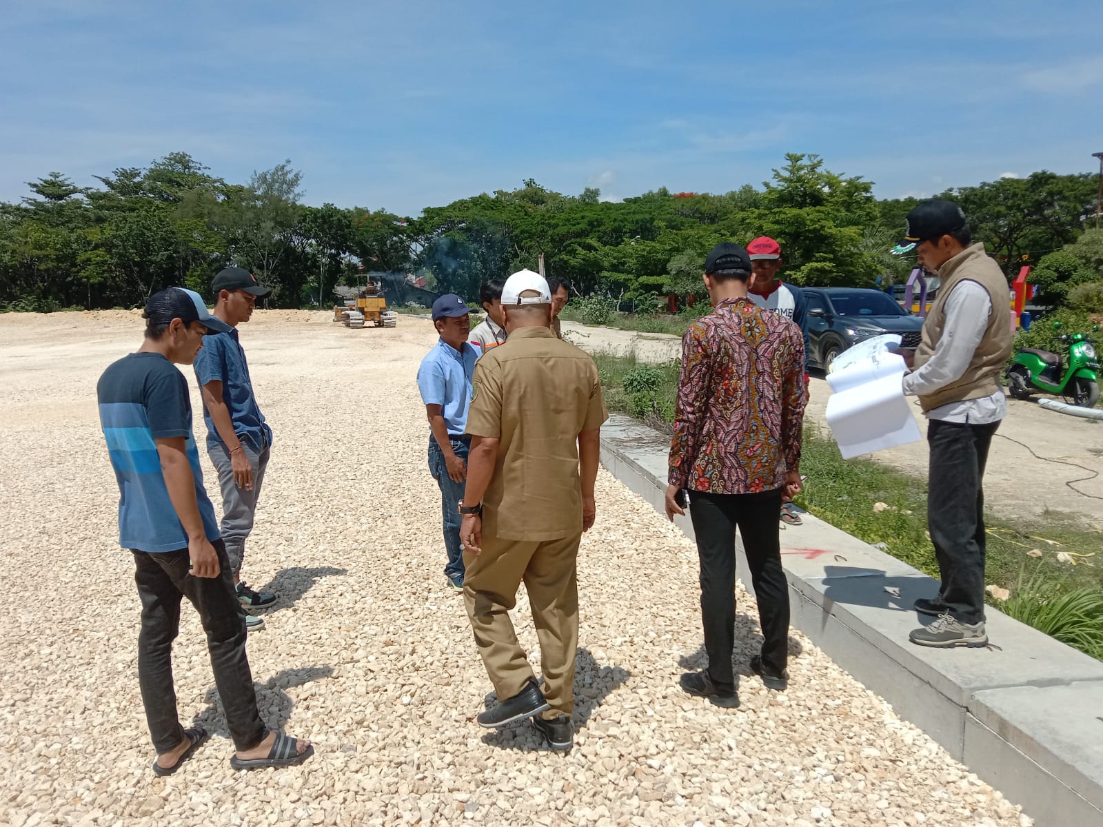 Diduga, Ada Indikasi Digunakan Buat Dana Kampanye, Proyek Miliyaran Pemkab Sampang Diragukan Tepat Waktu