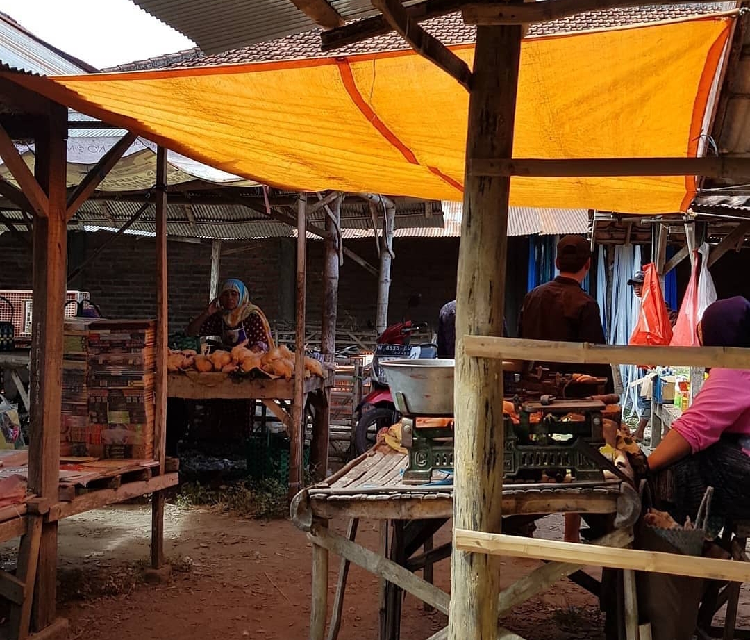 Jelang Happy New year, Sejumlah Harga Bahan Pokok Mengigit di Sampang
