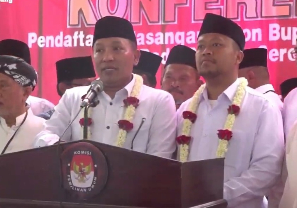 KPU Tetapkan H.Idi - Ra Mahfud Jadi Bupati-Wabup Terpilih Kabupaten Sampang
