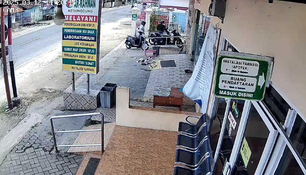 Maling Gondol Sepeda Motor di Area Lahan Parkir Klinik Kesehatan di Kedungdung Sampang