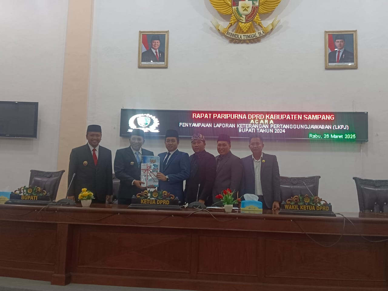 Bupati Sampang Paparkan LKPJ 2024 di Sidang Paripurna DPRD