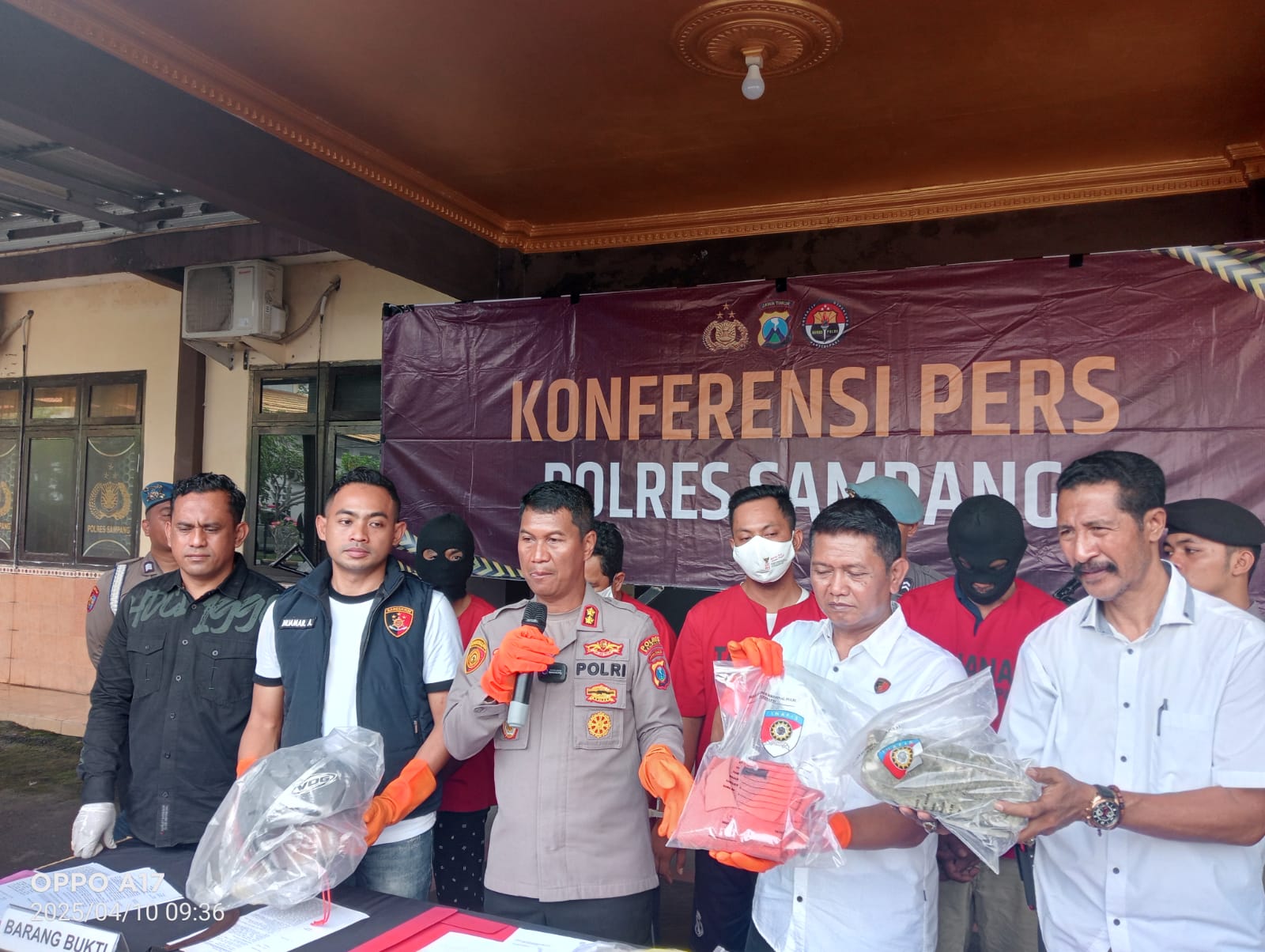 2 Tahun Kabur ke Kalimantan, Pelaku Pembunuhan diatas Bukit Hingga Dikubur di Tangkap Polres Sampang