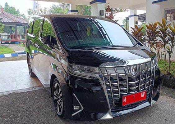 Demi Efisiensi Anggaran, Bupati Sampang Pilih Gunakan Mobil Dinas Lama