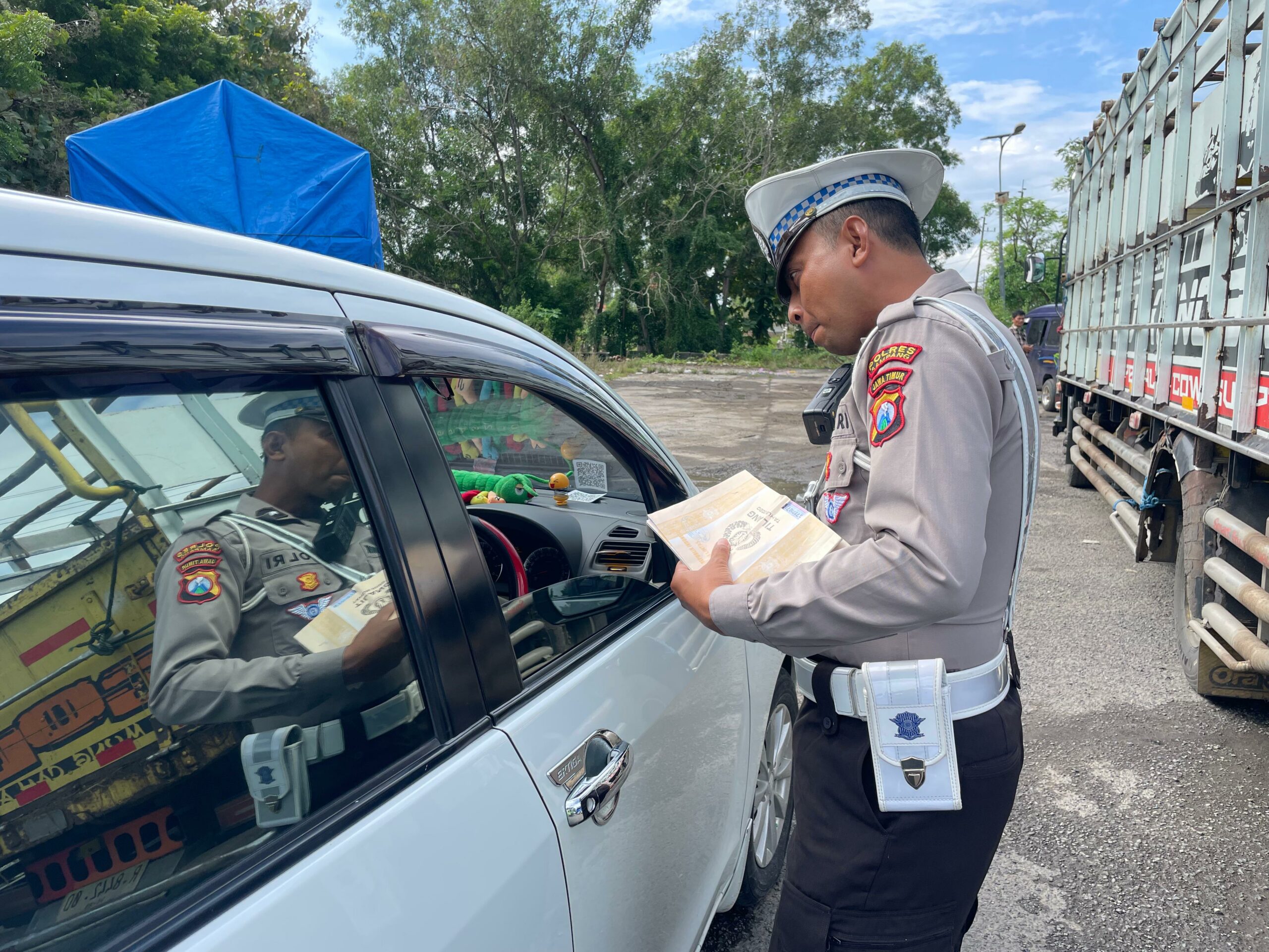 Polres Sampang Tilang 70 Kendaraan dalam Ops Gabungan Pemeriksaan Kendaraan Bermotor