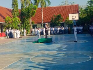 Satlantas Sampang Sentil Kebiasaan Pelanggaran Pelajar di Jalan Raya