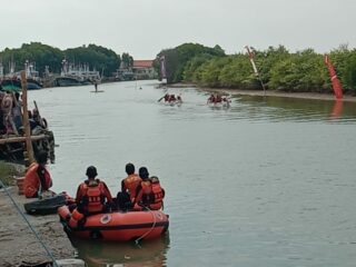 Lomba Dayung Perahu di Sampang Jadi Magnet Baru, Ketua DPRD Usul Masuk Agenda KONI