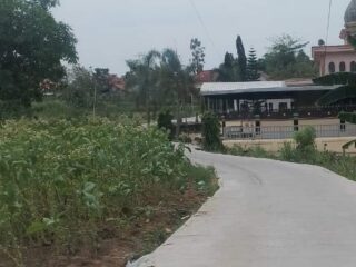 Baru Dibangun Sudah Retak, Kualitas Rabat Beton di Tobai Barat Dipertanyakan