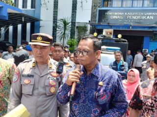 Skandal Pendidikan Sampang: Seragam Jadi Ladang Bisnis, Siswa Titipan Dibuka Lewat Jalur Belakang