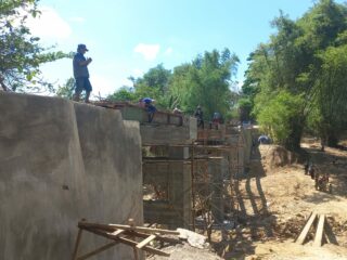 Jembatan Daleman Terancam Tak Rampung, Proyek Rp2,1 Miliar Disandera Cuaca dan Lemahnya Pengawasan