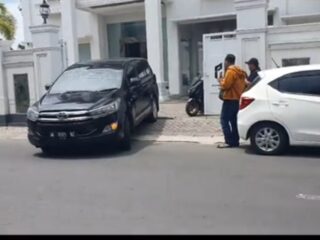 Kejari Sampang Lakukan Penggeledahan Beruntun, Rumah Eks Wabup dan Kontraktor Jadi Sasaran