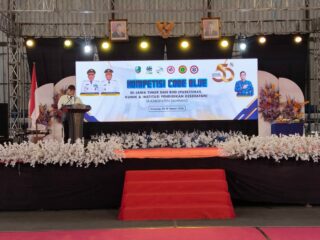 Caption foto: Bupati Sampang buka Kompetisi Code Blue Se-Jawa Timur dan Bantuan Hidup Dasar (BHD).