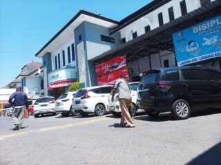 Pasien Membludak, Relokasi RS Sampang Tak Bisa Lagi Ditunda