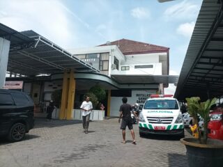 Rujukan Utama di Madura Kewalahan, RSUD Mohammad Zyn Sampang Over Kapasitas