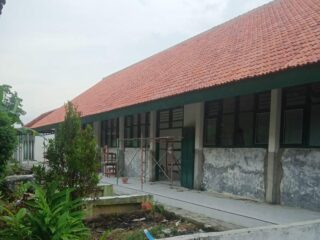 Alarm Darurat Sekolah Dasar: Ratusan Bangunan Tak Layak, Siswa Terpaksa Berdesakan
