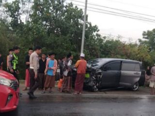 Laka Karambol Tiga Mobil di Camplong Sampang, 5 Korban Luka