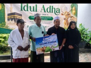 Momentum Idul Adha, Bank Sampang Tebar Kepedulian dan Kebahagiaan untuk Warga